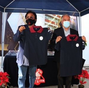 Entrega administración central de la UAEM playeras al Sitauaem
