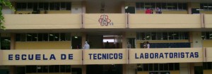 Ofrece Escuela de Técnicos Laboratoristas cursos de preparación para nivel medio y superior