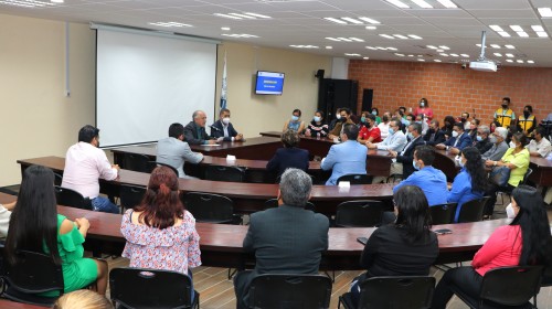 Inauguran centros de cómputo en la FCAeI