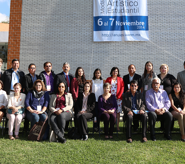 Educación y cultura, únicas vías para construir un nuevo futuro