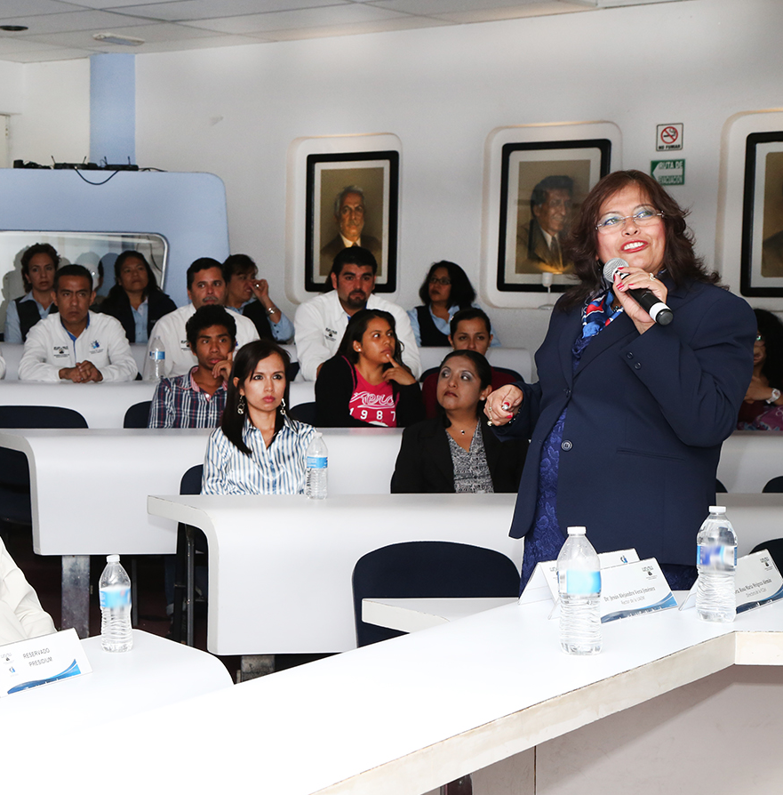 Rinde informe directora de la Facultad de Ciencias Químicas e Ingeniería de la UAEM
