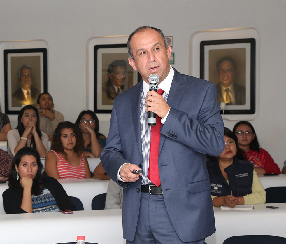 Presentó su primer informe de actividades director del Centro de Investigación en Biotecnología