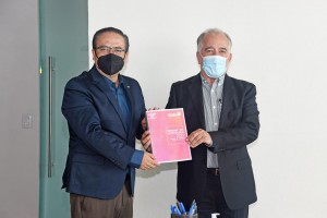 Director de la Escuela de Turismo presenta informe de actividades