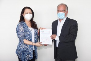 Directora del Centro de Investigación Interdisciplinar para el Desarrollo Universitario presenta informe