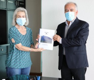 Presenta directora de la Facultad de Medicina su informe de actividades