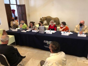Presentan en el Museo de Arte Indígena Contemporáneo libro Artificios Plata y Diseño en México