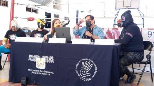 Presenta UAEM libro que destaca la lucha libre como parte de la cultura mexicana