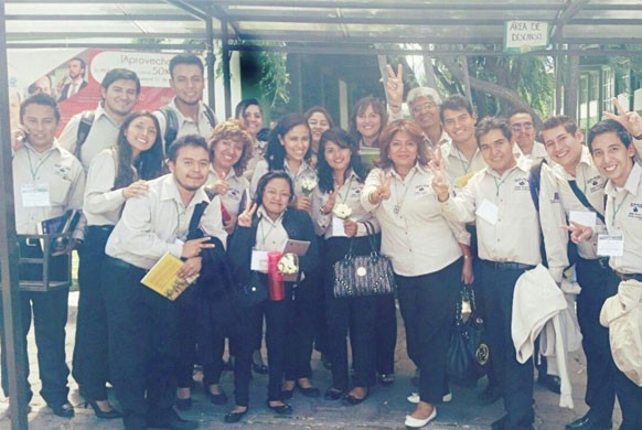 Reconocen a estudiantes de la UAEM ganadores del Maratón Regional de Anfeca