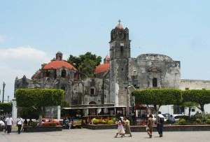 Entrega UAEM proyecto de remodelación del centro histórico de Cuautla