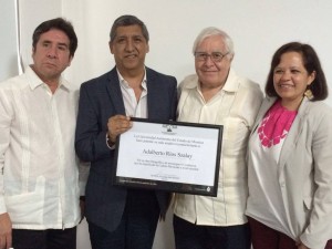 Reconoce UAEM la trayectoria en investigación fotográfica de Adalberto Ríos Szalay