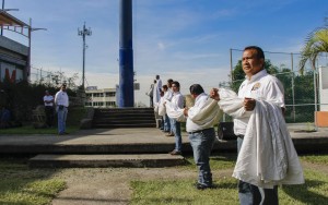 Exhorta rector a salir a las calles para defender el derecho a la educación
