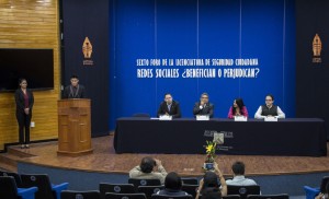 Analizan universitarios importancia, influencia y seguridad de las redes sociales