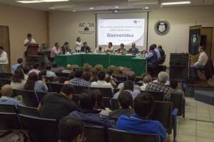 Realizan en UAEM mesa inicial para el reconocimiento del déficit democrático