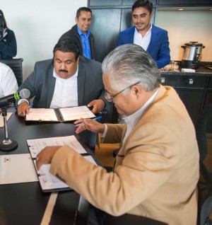 Firman UAEM y Ayuntamiento de Cuautla convenio de colaboración