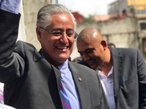 Acompaña comunidad de la UAEM al rector en comparecencia