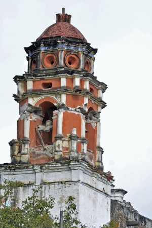 Apoya UAEM en trabajos de recuperación del patrimonio cultural tras sismo