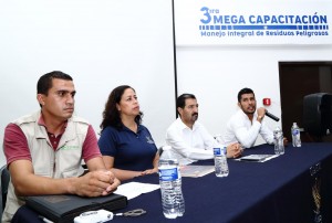 Capacita UAEM a estudiantes sobre manejo de residuos peligrosos en el campo